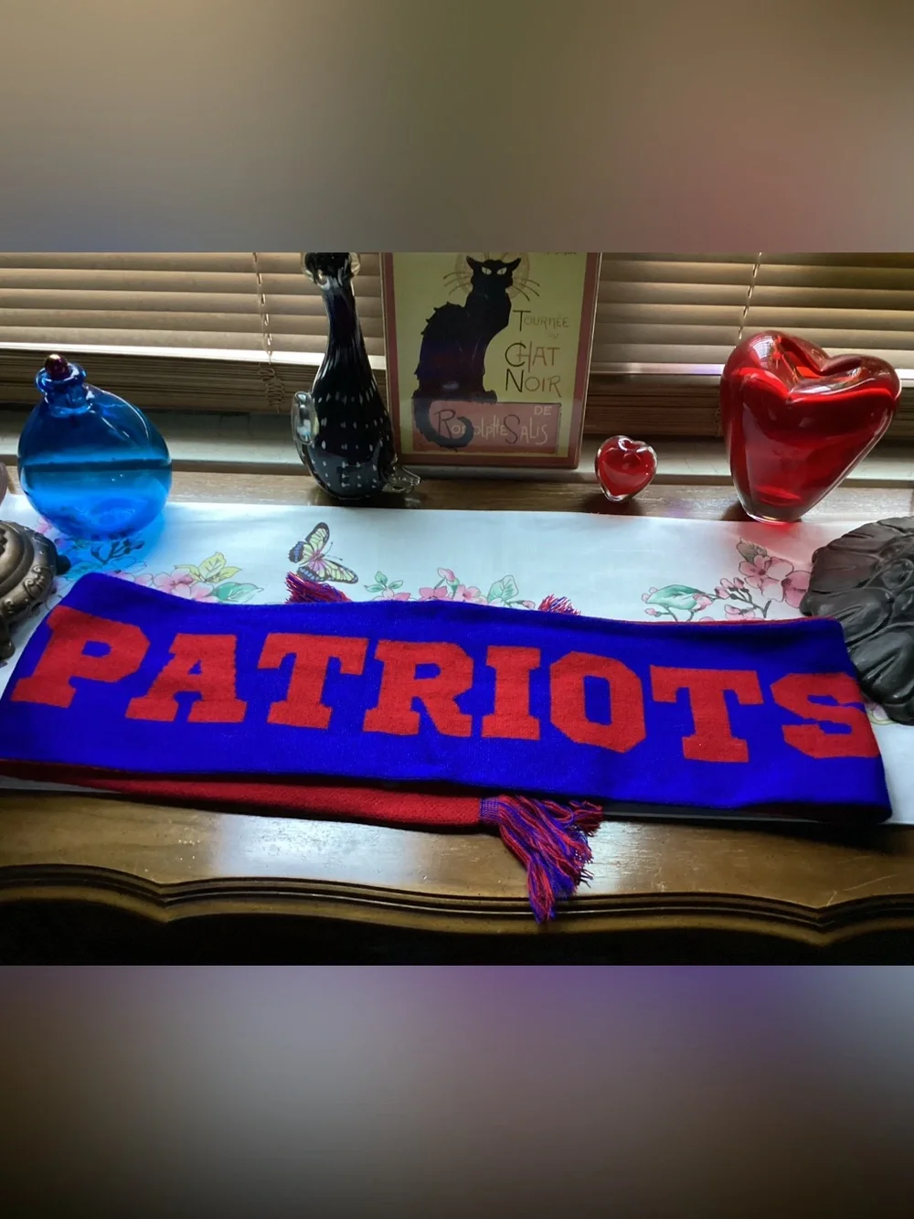 Patriots Reversible Blue and Red Fan Scarf - Team Support